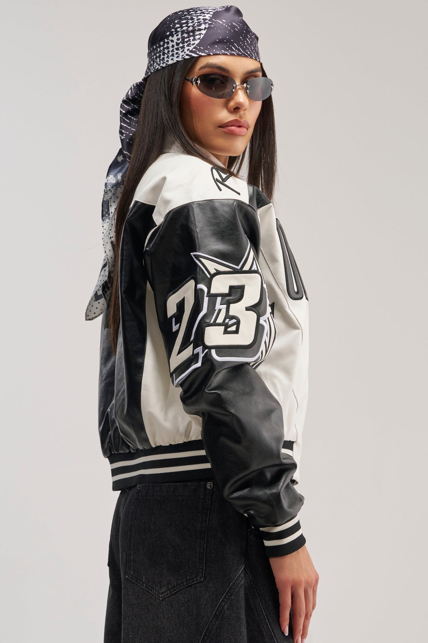 ON THE RUN MOTO BOMBER