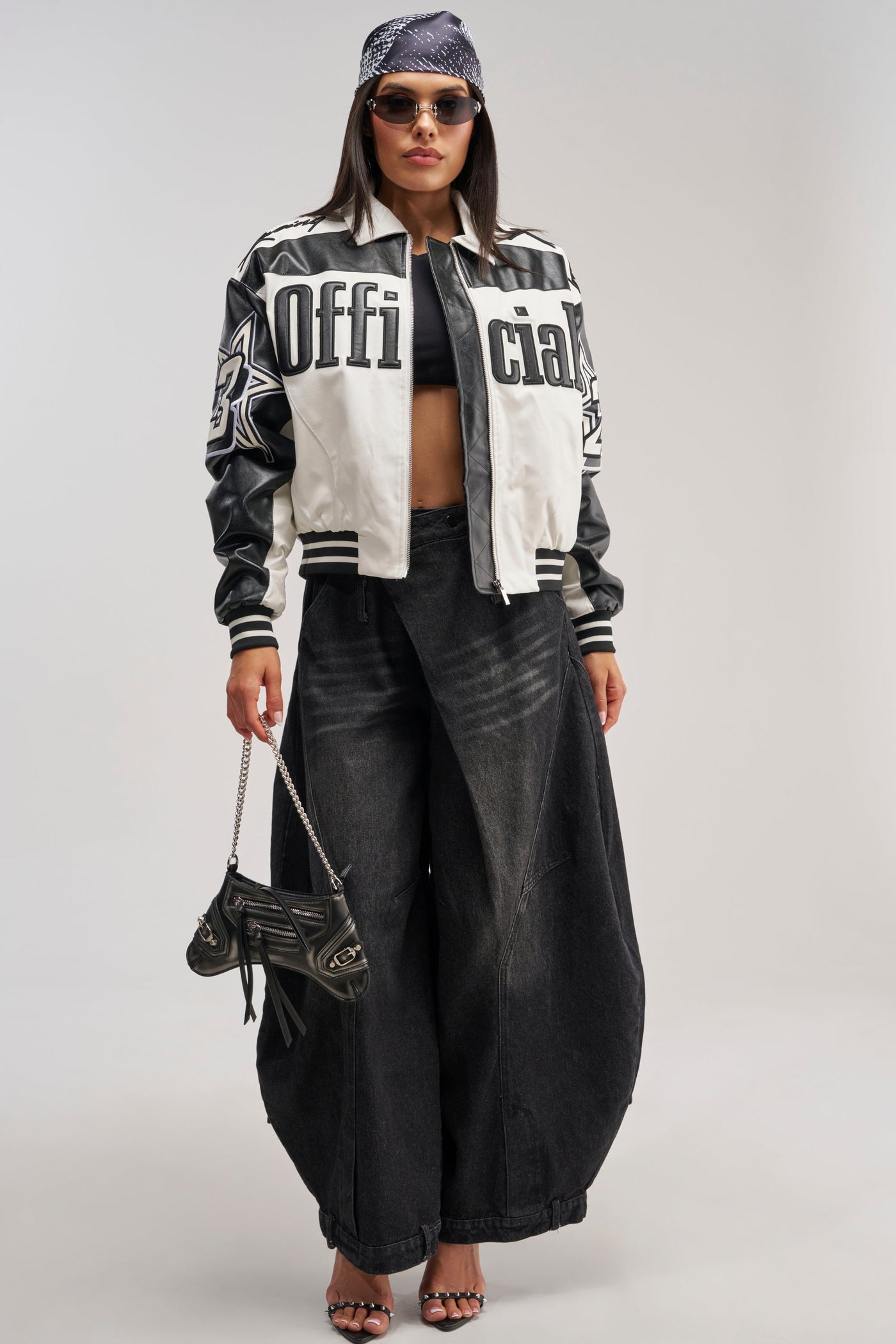 ON THE RUN MOTO BOMBER